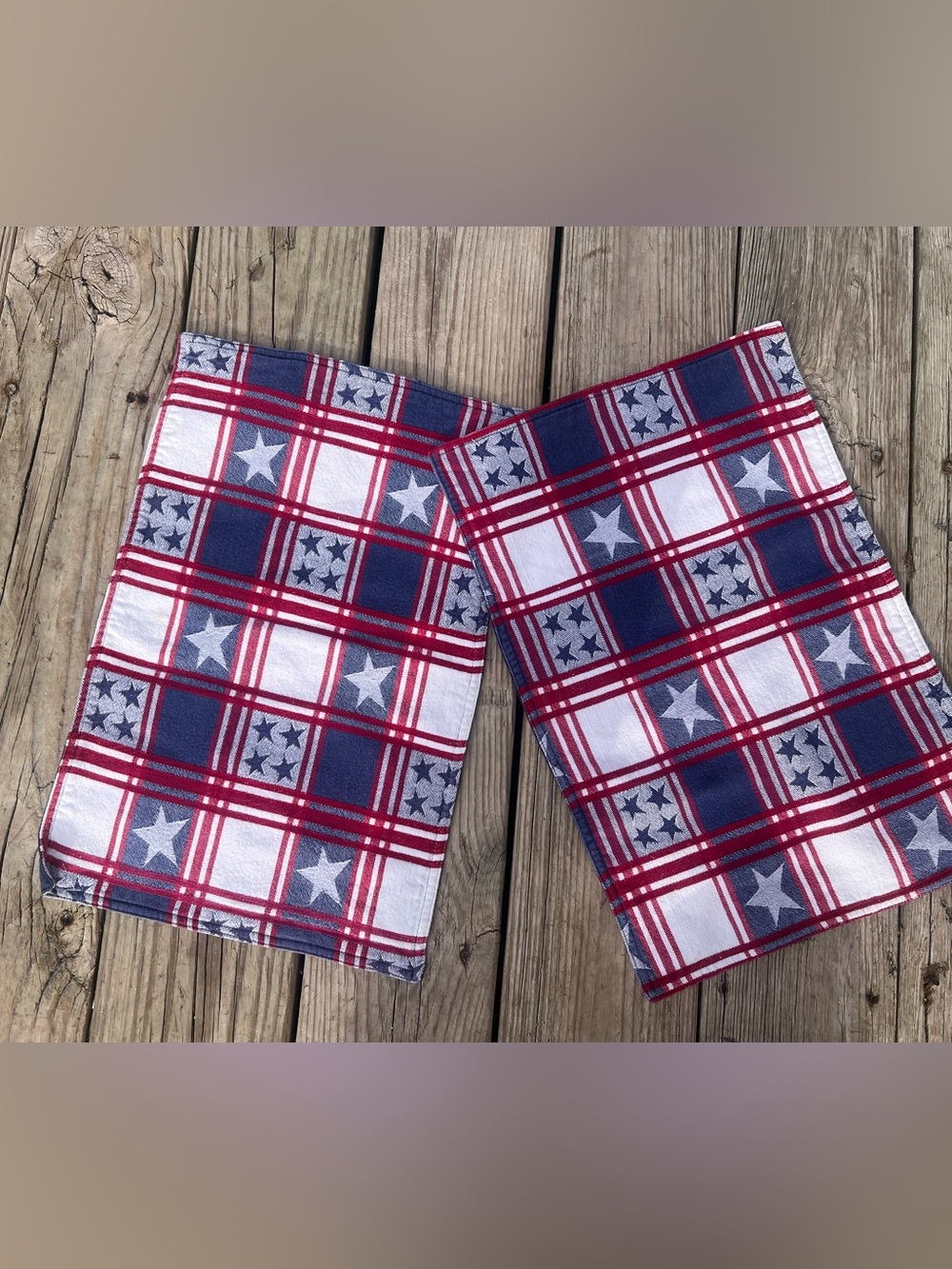 Home Wear 2- 12x17 American Patriotic Red White Blue Stars & Stripes Placemat